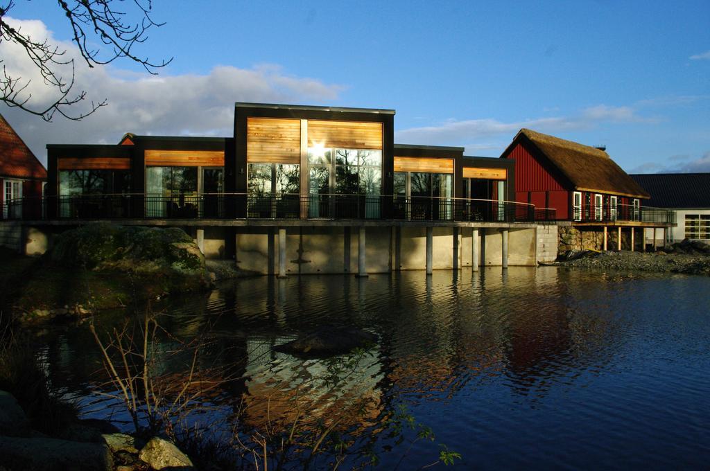 Eriksberg Hotel & Nature Reserve Trensum Exterior photo