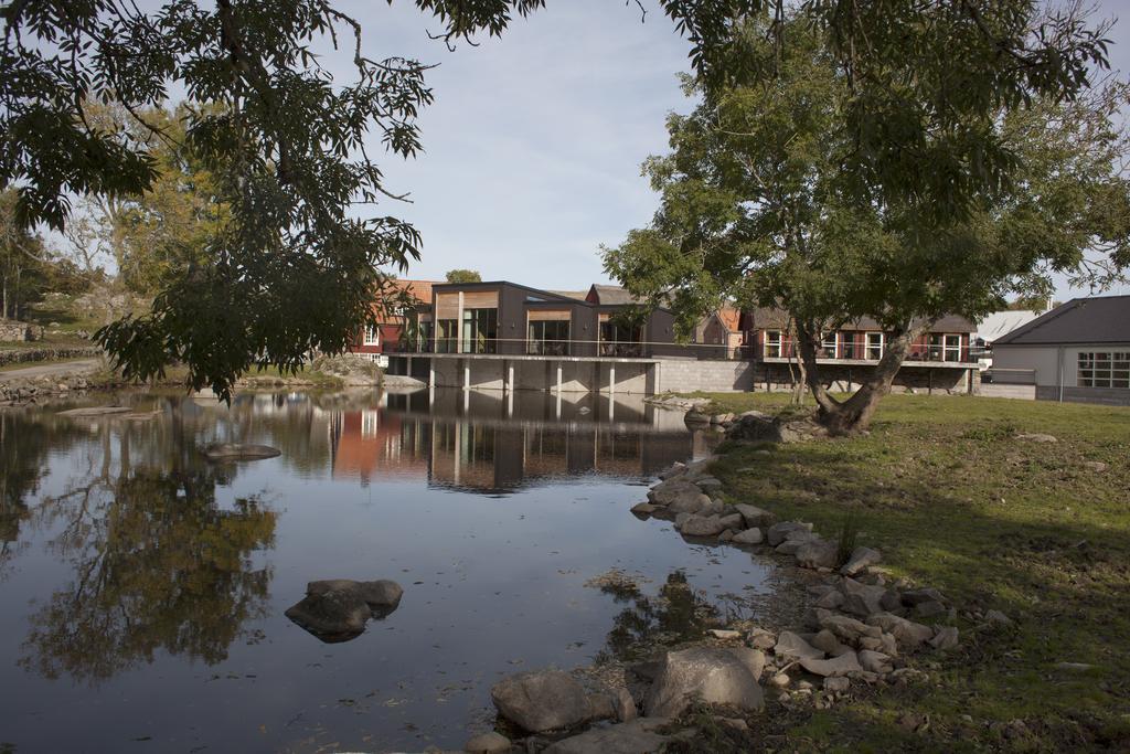 Eriksberg Hotel & Nature Reserve Trensum Exterior photo