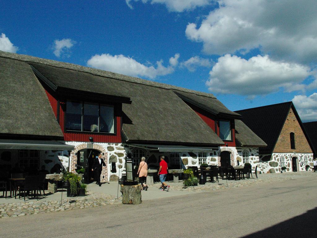 Eriksberg Hotel & Nature Reserve Trensum Exterior photo